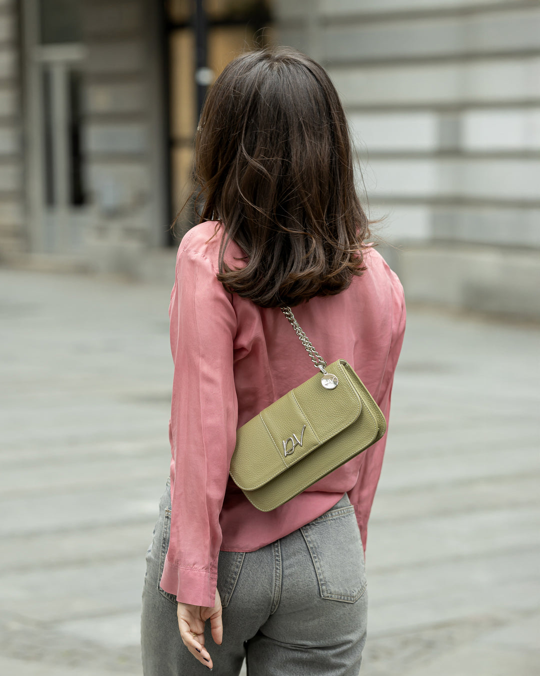 Pistać tašna sa lancem