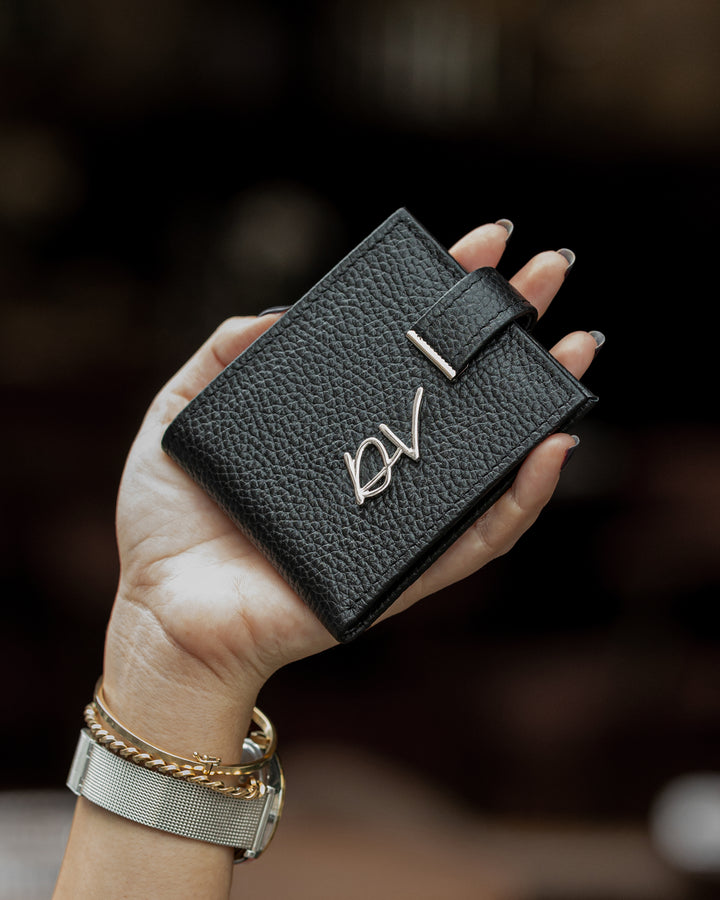 Crna futrola za kartice